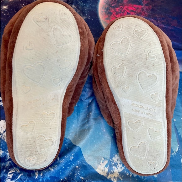 Dan Dee Poop Emoji Slippers - Picture 4 of 6